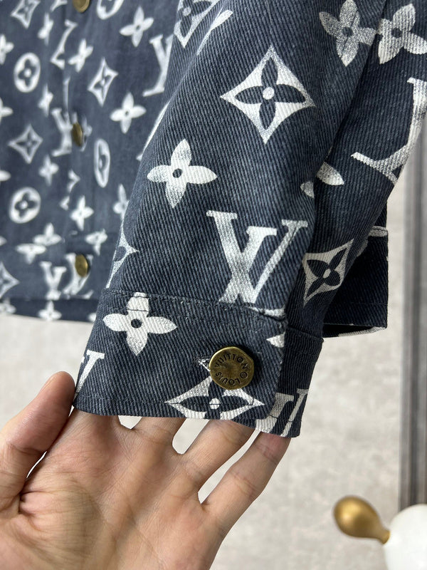 Louis Vuittion Luxury Clothes