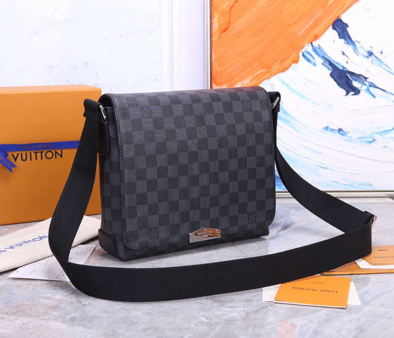 I W Fashion Lu-Vi bags - 17117