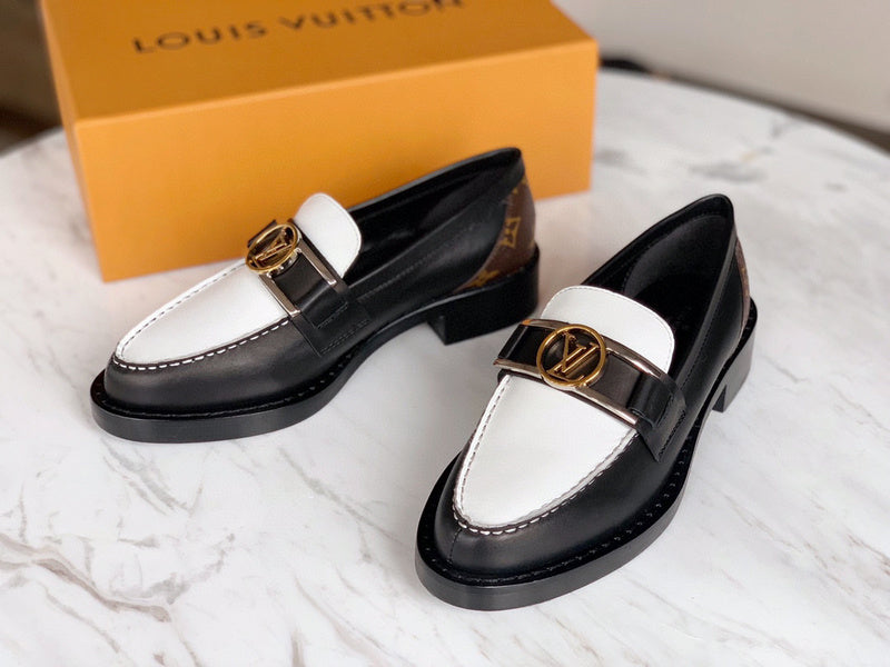 Louis Vuittion Luxury Shoes