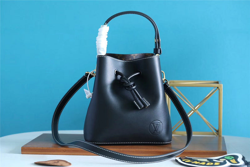 I W Fashion Lu-Vi bags - 8547
