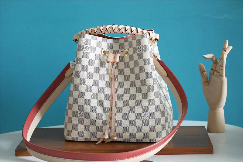 I W Fashion Lu-Vi bags - 8553