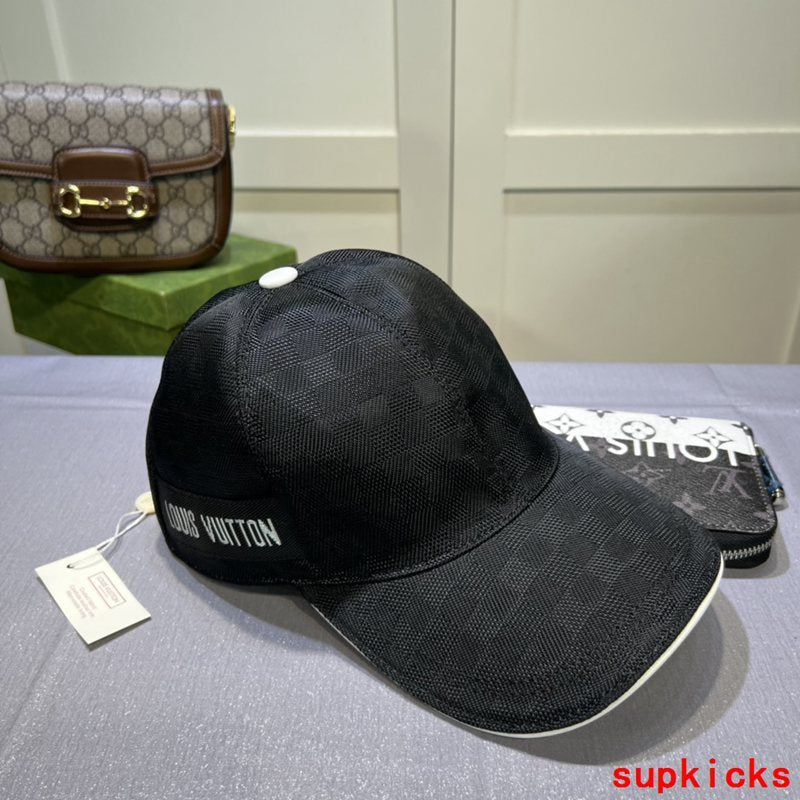 Louis Vuitton Luxury Cap