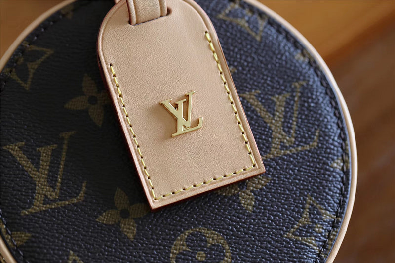 I W Fashion Lu-Vi bags - 8338