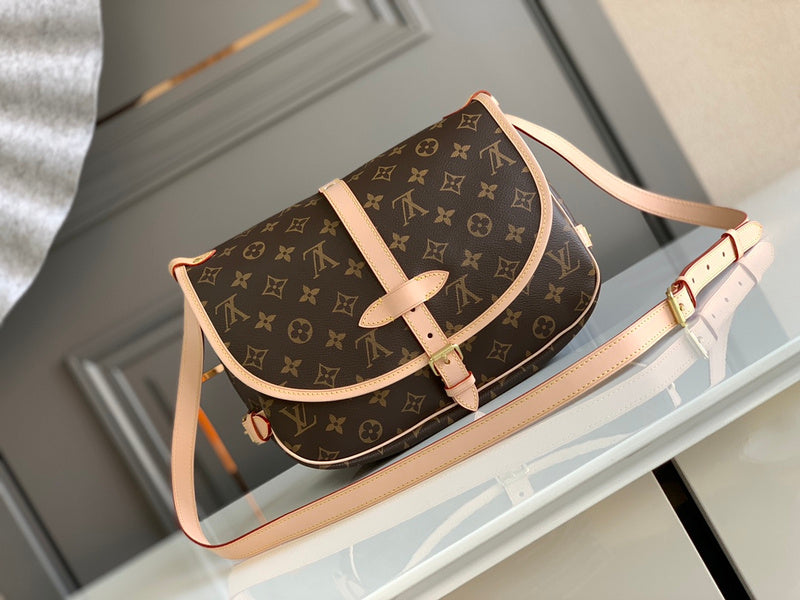 I W Fashion Lu-Vi bags - 17054