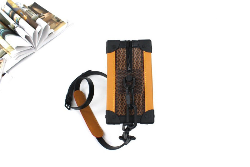 I W Fashion Lu-Vi bags - 17754
