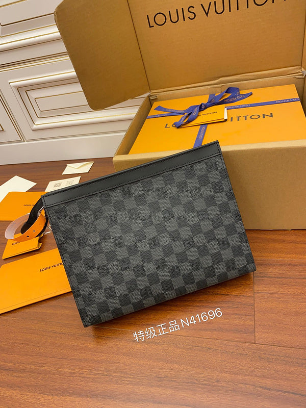 I W Fashion Lu-Vi bags - 17230