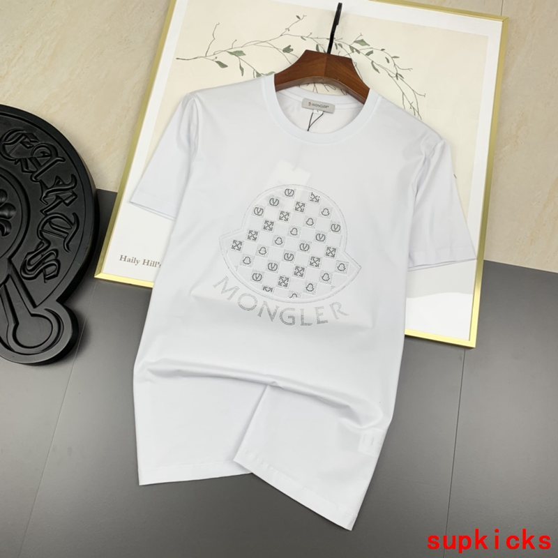 Moncler Luxury Cloth