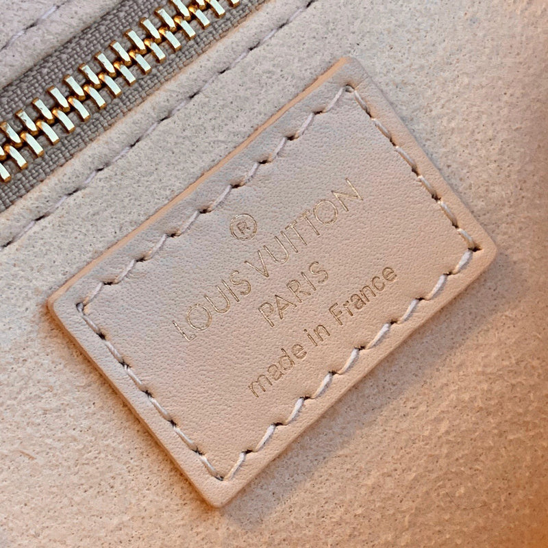 LOV2 Bags - Luxurious Bags  960