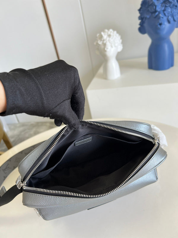 I W Fashion Lu-Vi Bags - 16757