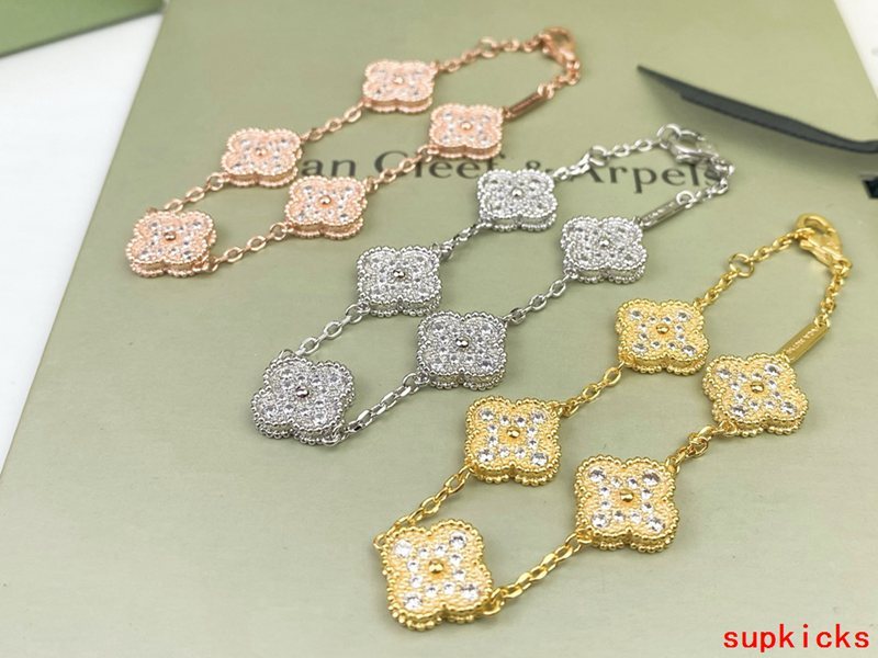 Van Cleef & Arples Jewelry