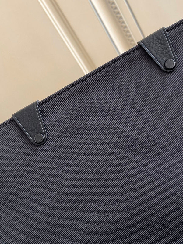 I W Fashion Lu-Vi bags - 17071