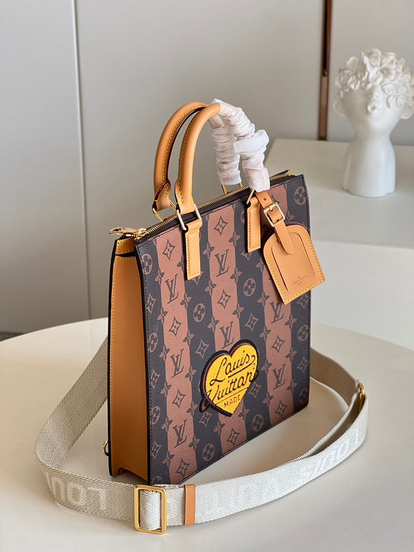 I W Fashion Lu-Vi bags - 17132