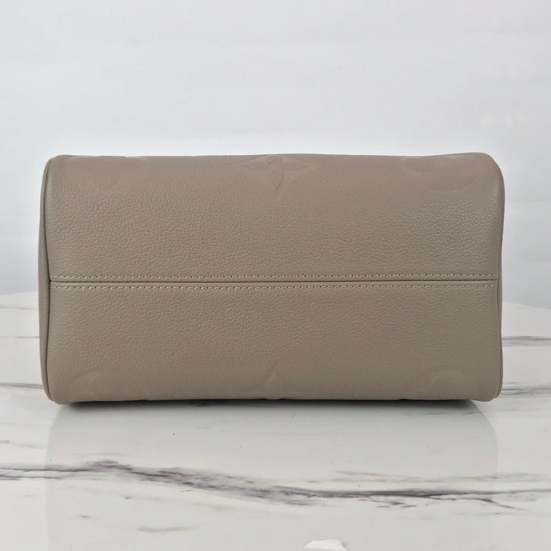 LOV2 Bags - Luxurious Bags  683