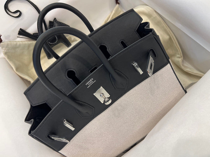 PHA - HMS Bags - 1571