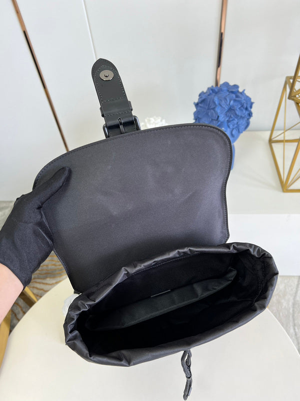 I W Fashion Lu-Vi Bags - 16929