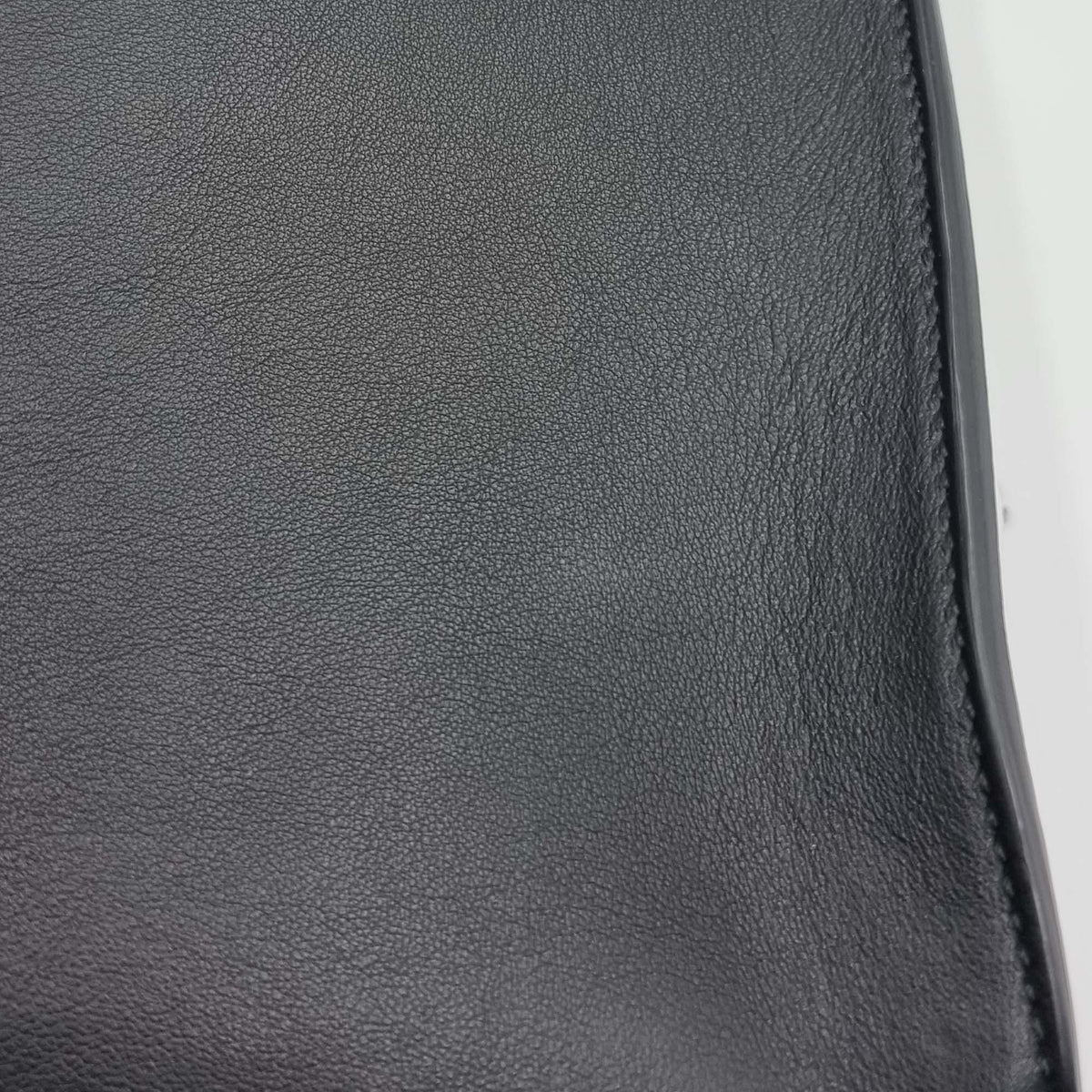 Peekaboo Fit Briefcase Black