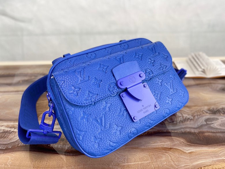 I W Fashion Lu-Vi bags - 17438
