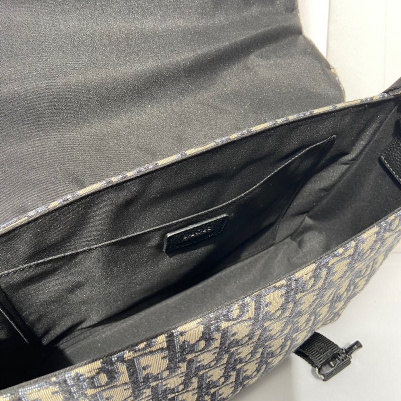 PHA - DOR Bags - 429