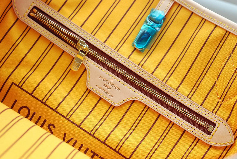I W Fashion Lu-Vi bags - 8101