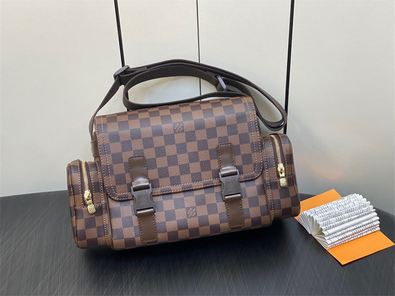 PHA - LOV Bags - 395