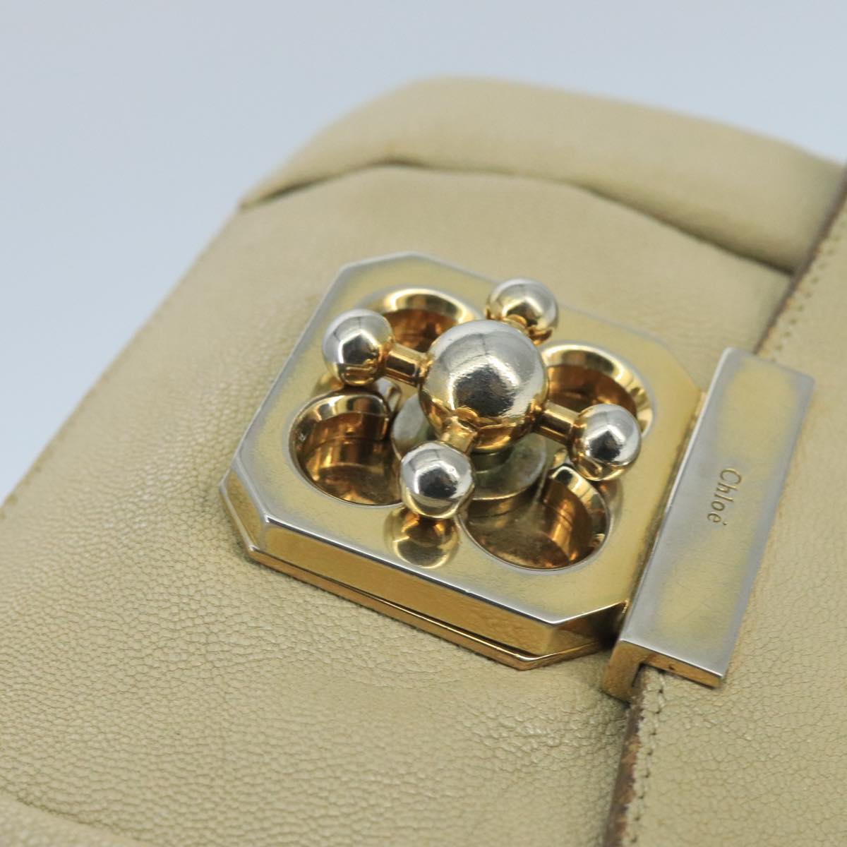 Chloe Chain Elsie Shoulder Bag Leather Beige Gold fm4208
