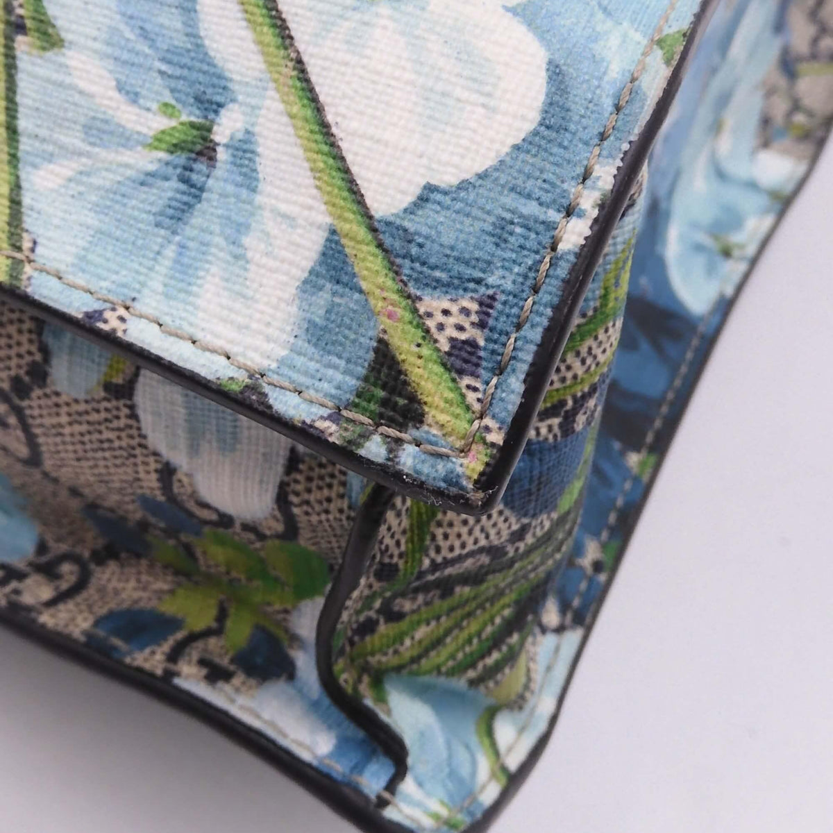 GG Blooms Top Handle Blue Blooms
