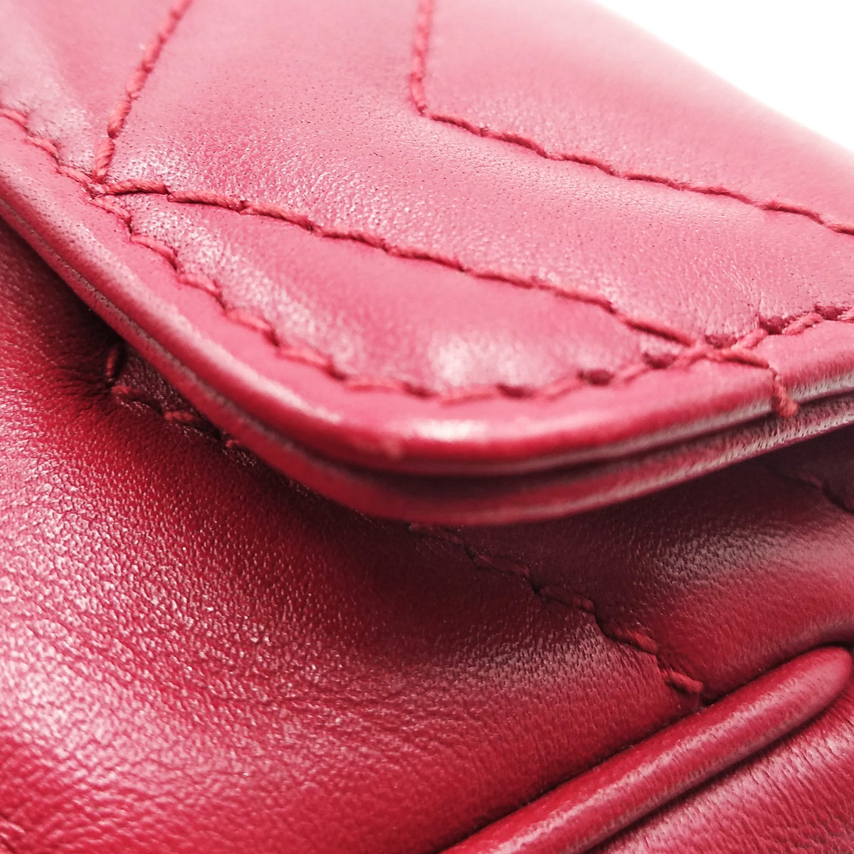 GG Marmont Super Mini Matelasse Bag Red Red