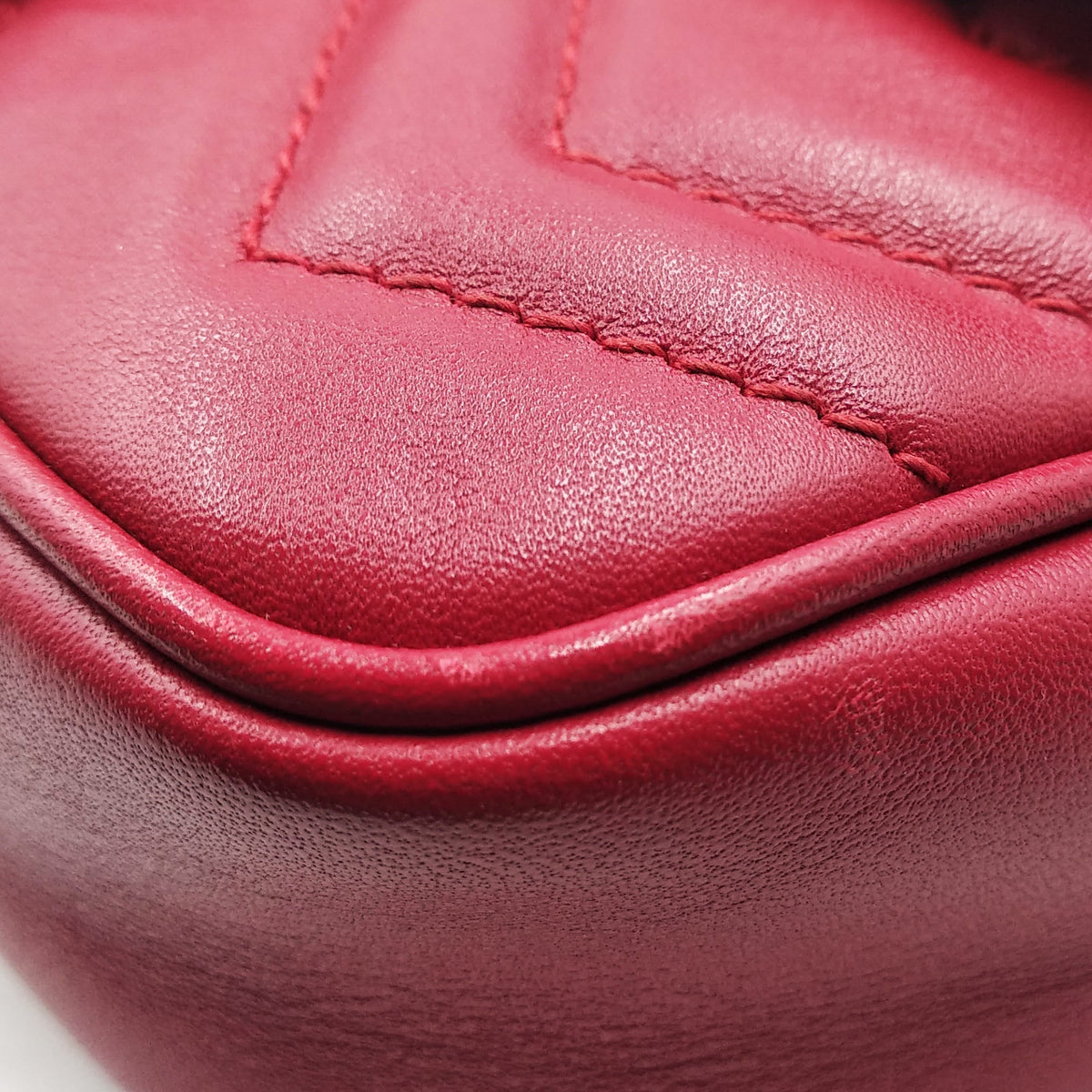 GG Marmont Super Mini Matelasse Bag Red Red