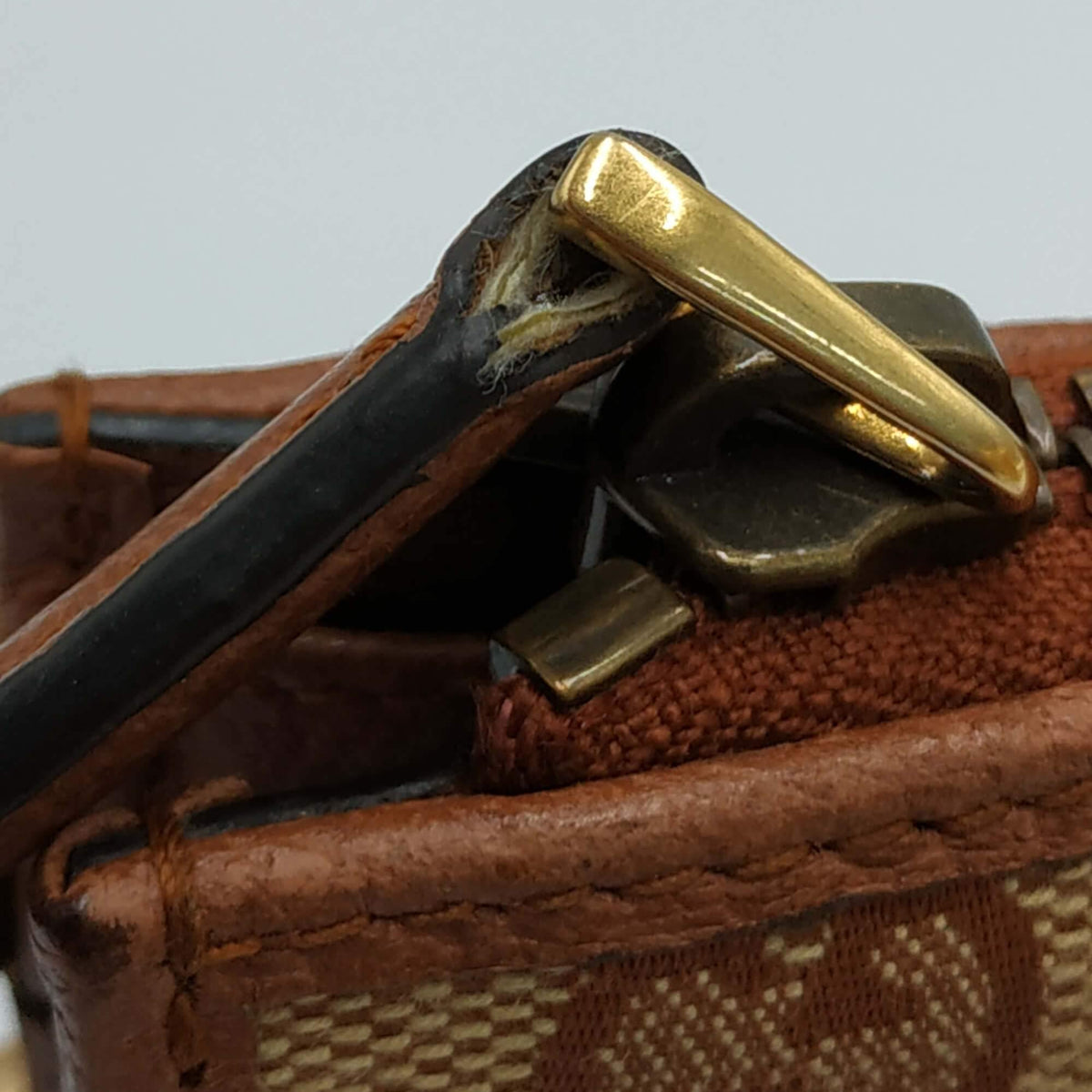 GG NY Yankee Pouch Brown