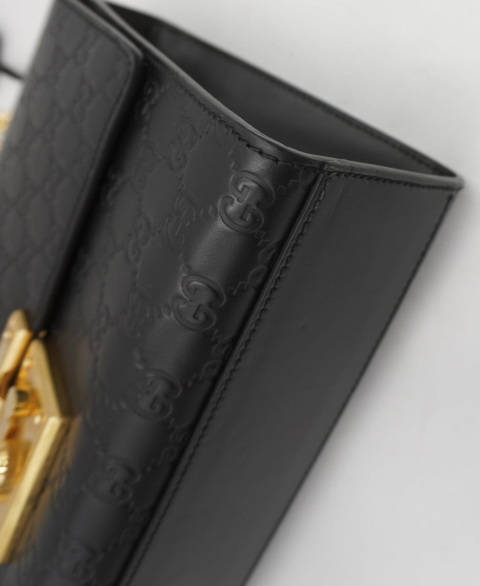 GG Signature Padlock Shoulder Bag Black