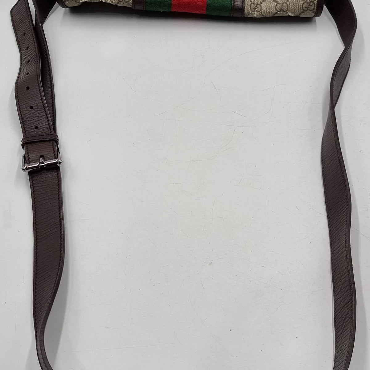 GG Supreme Web Messenger Bag Beige