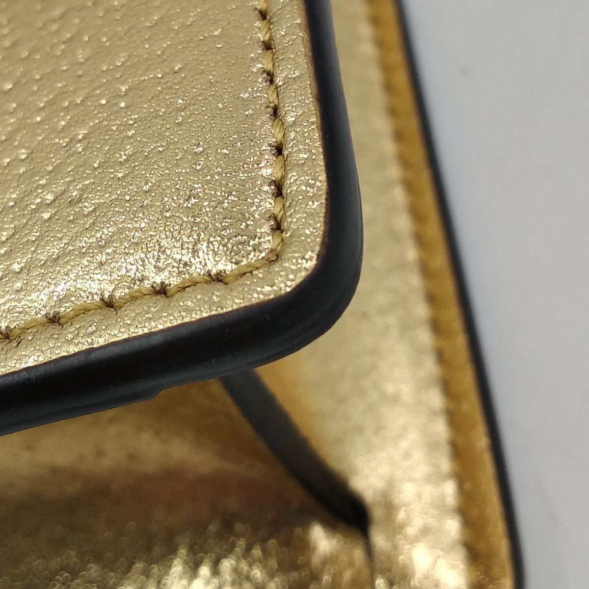 Super Mini Dionysus Gold