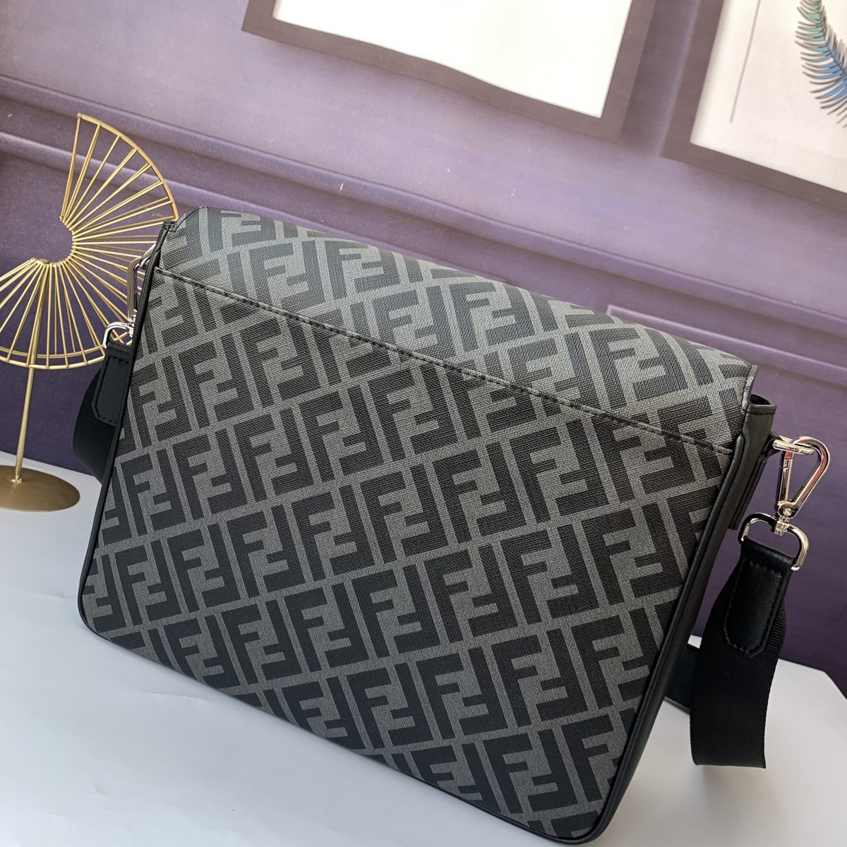 Elite Carryalls