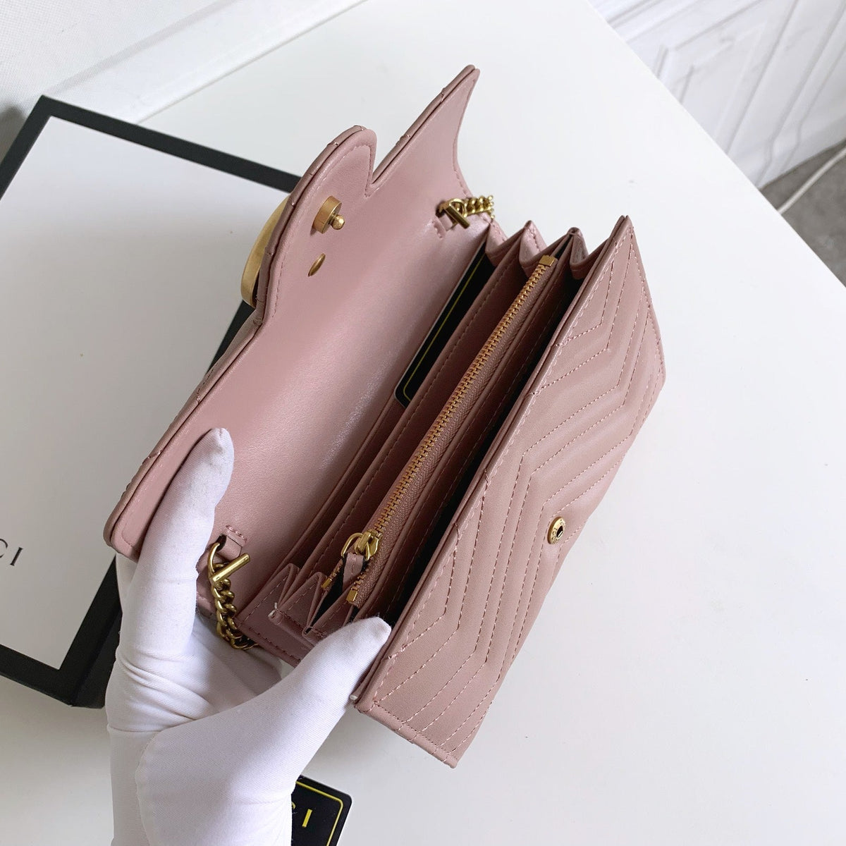 Elite Carryalls