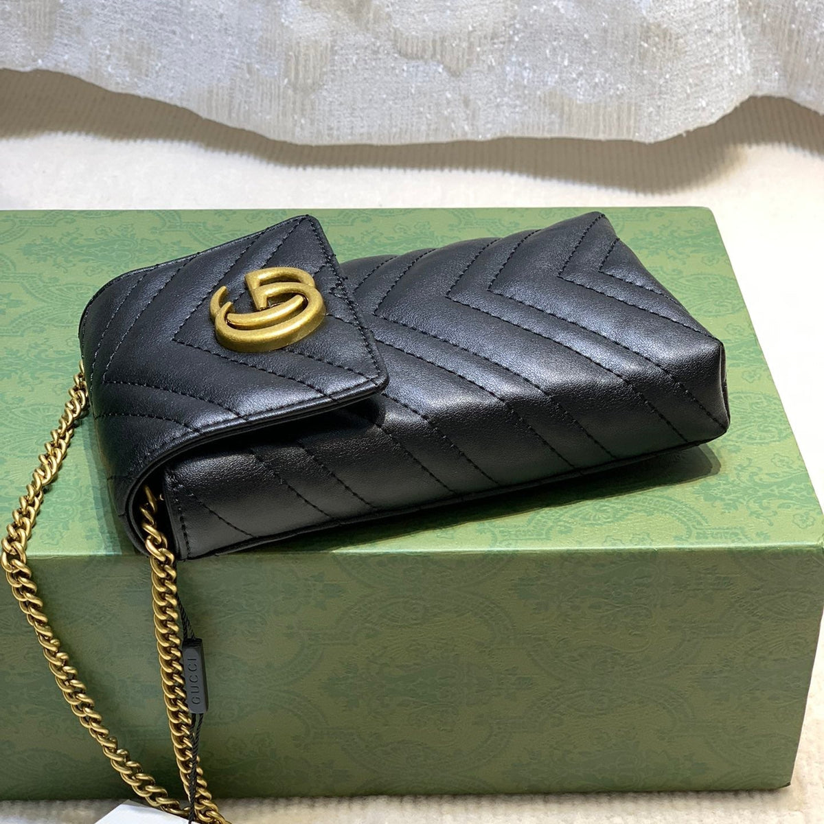 Elite Carryalls