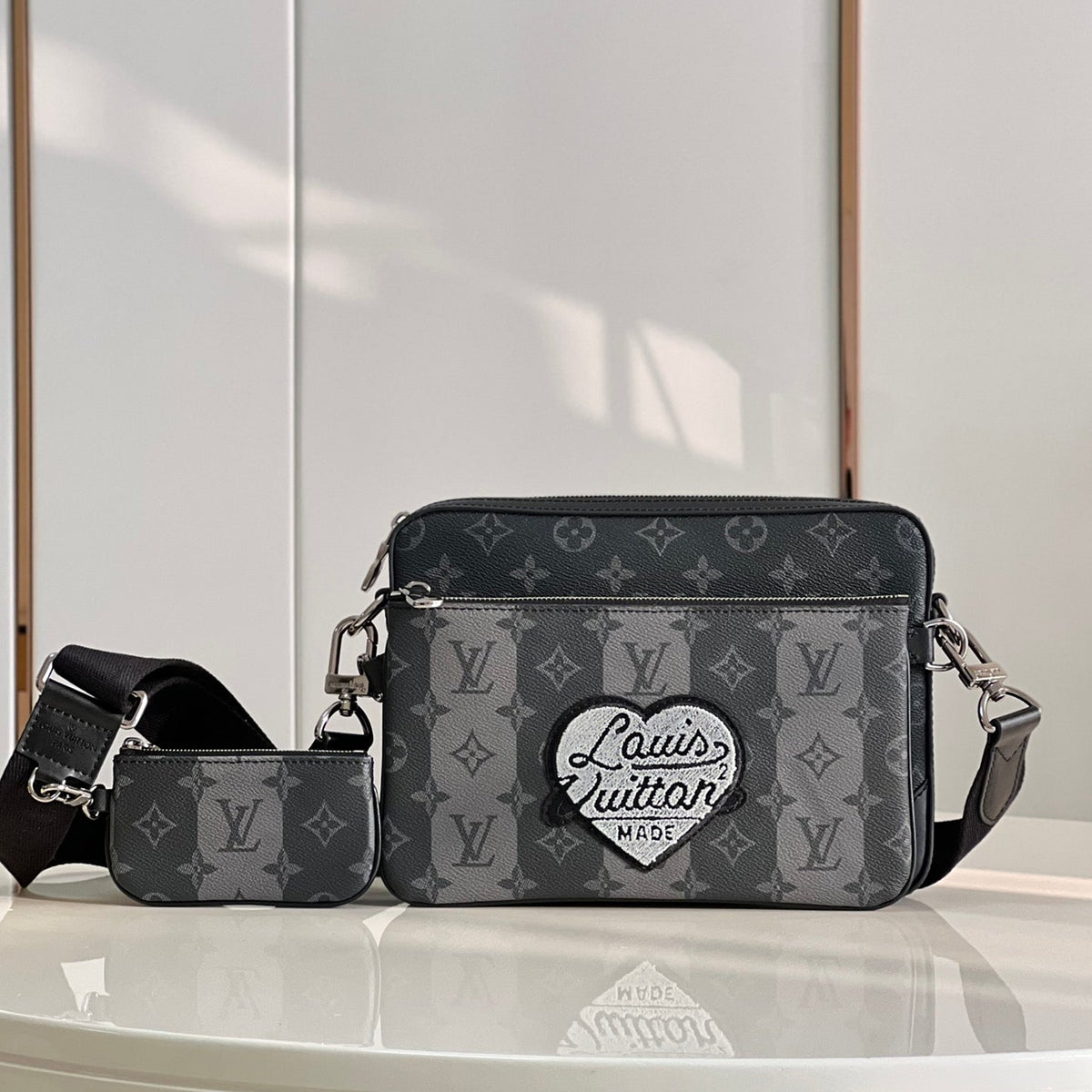 Elite Carryalls