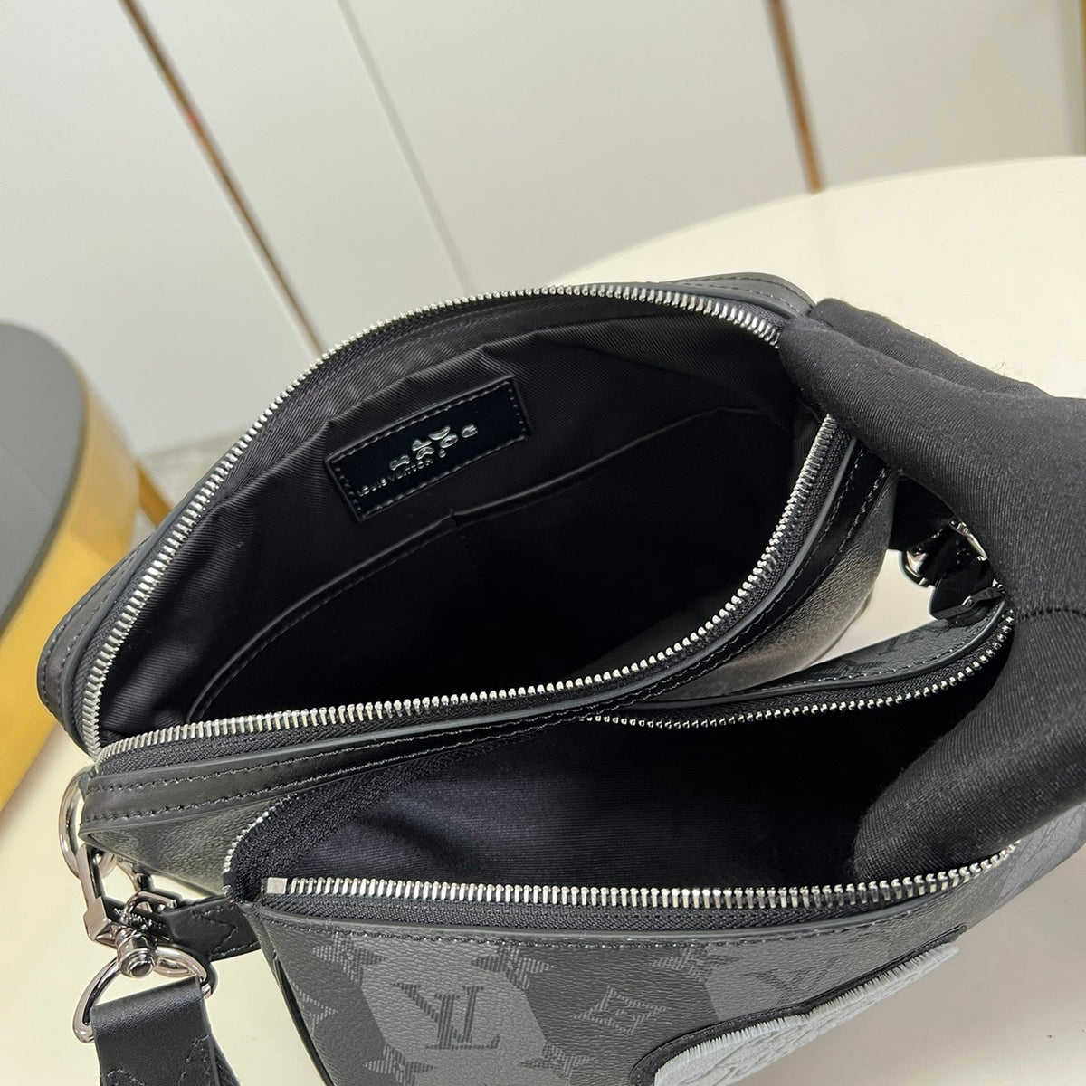Elite Carryalls