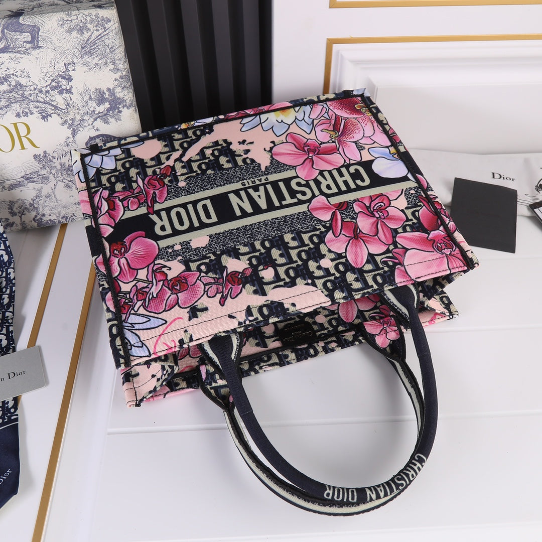 Elite Carryalls