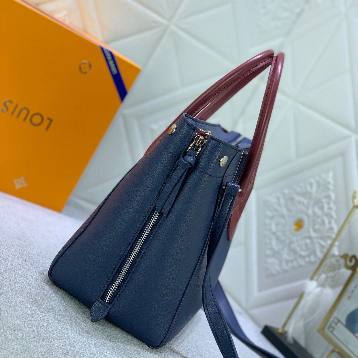Elite Carryalls