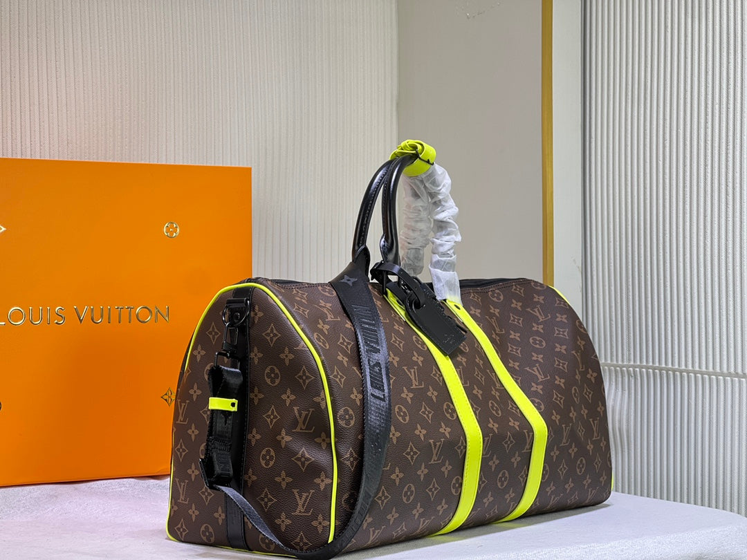 Elite Carryalls