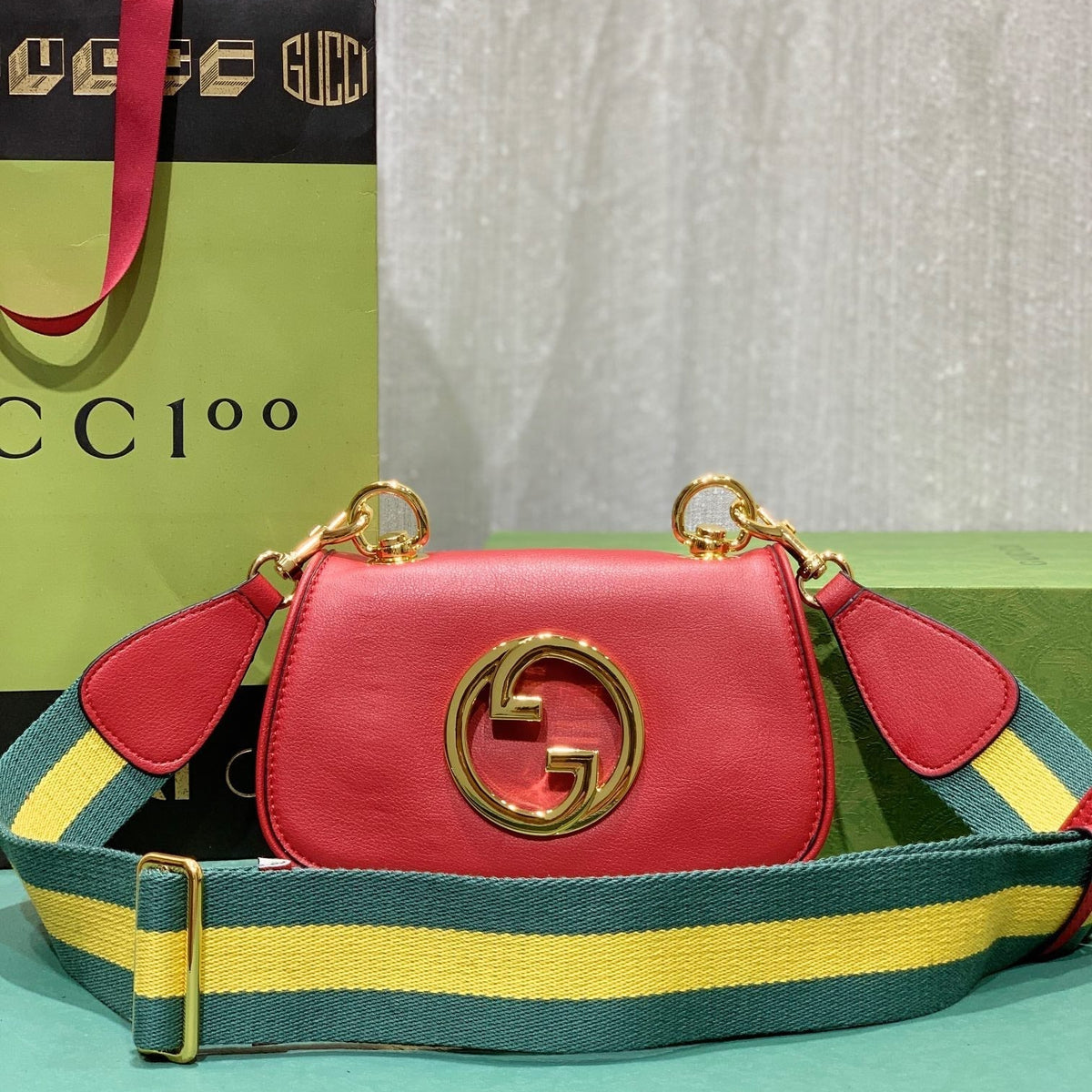 Elite Carryalls