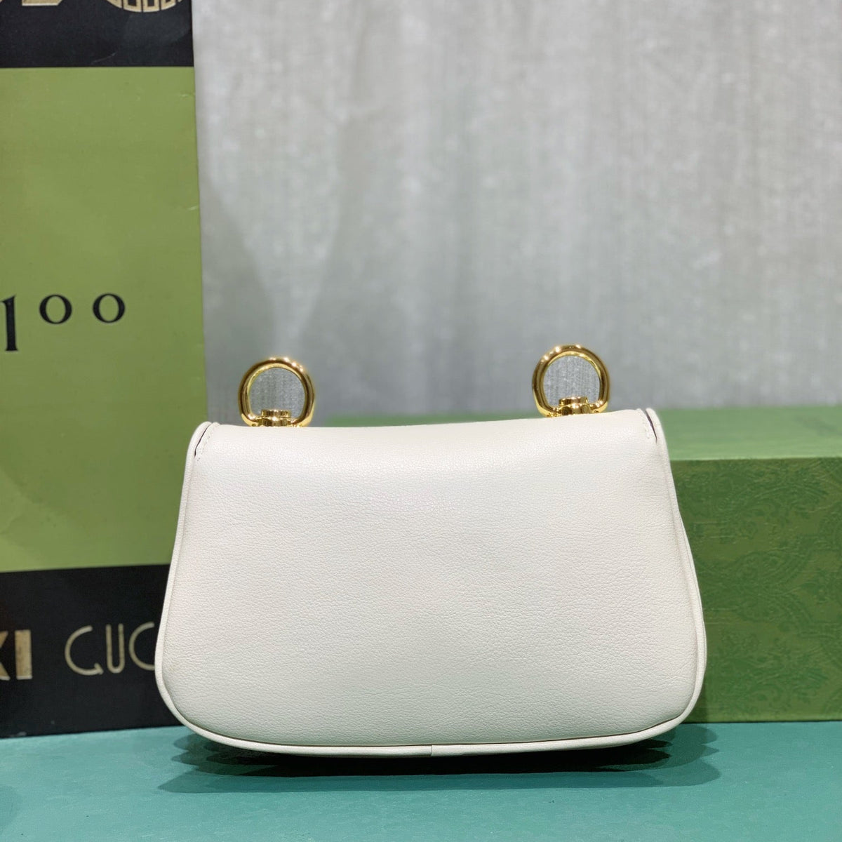 Elite Carryalls