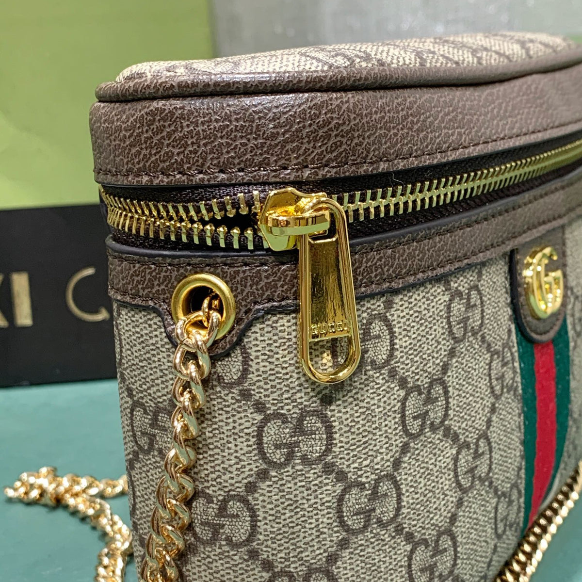 Elite Carryalls