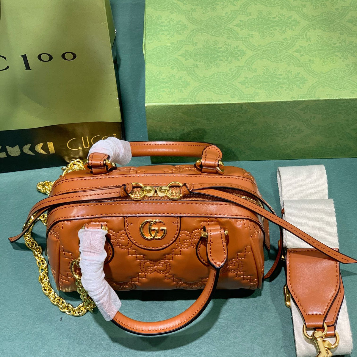 Elite Carryalls