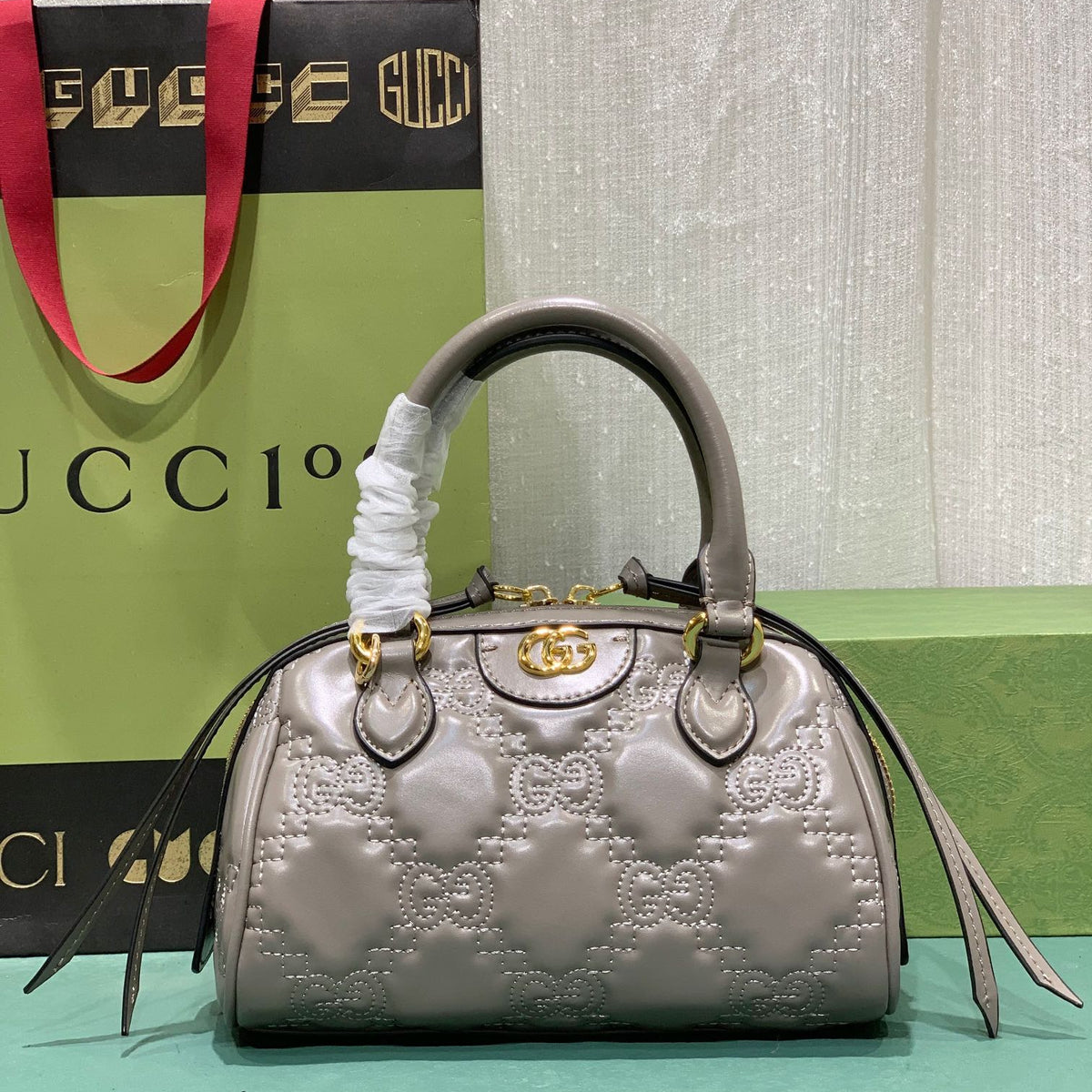 Elite Carryalls