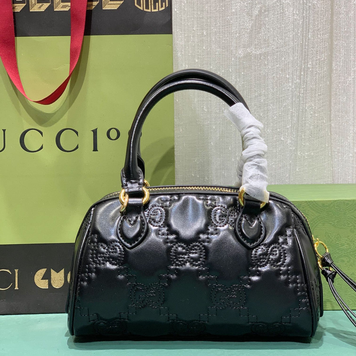 Elite Carryalls
