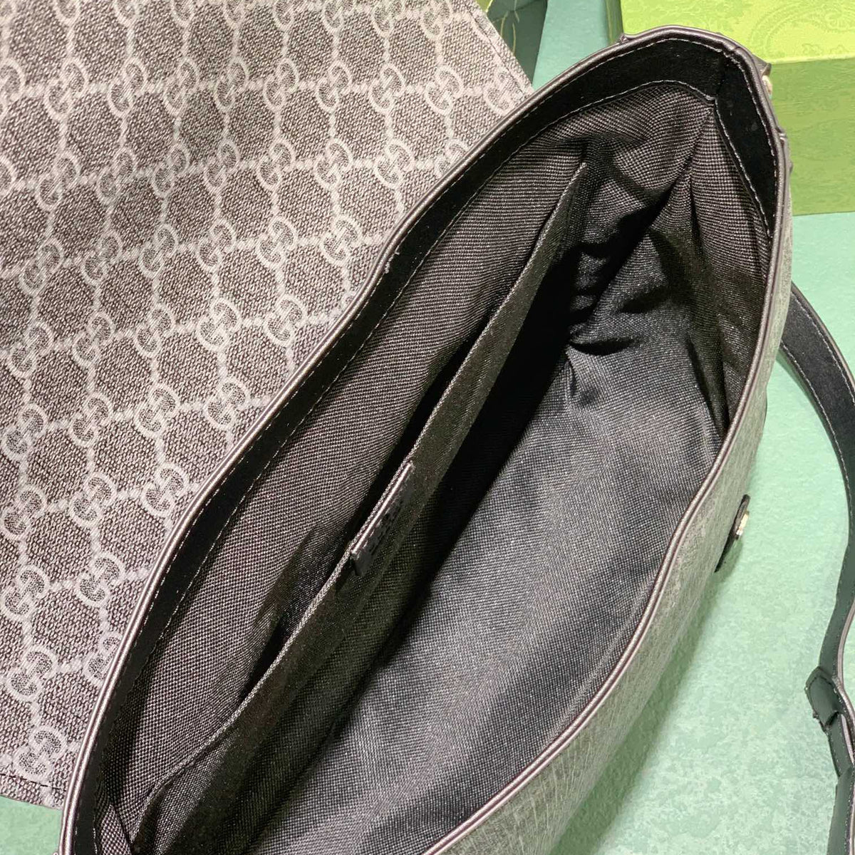 Elite Carryalls