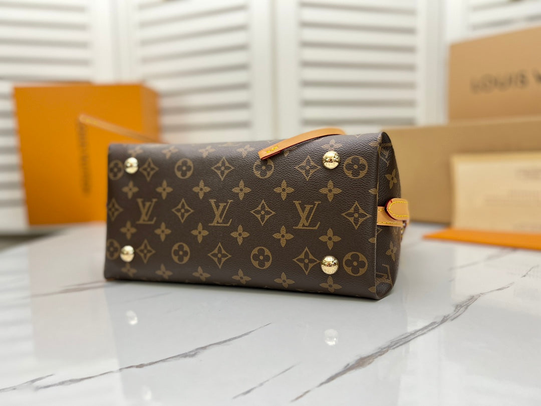 Elite Carryalls