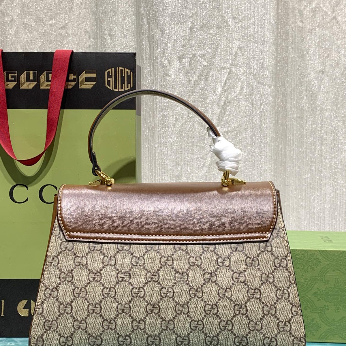 Elite Carryalls