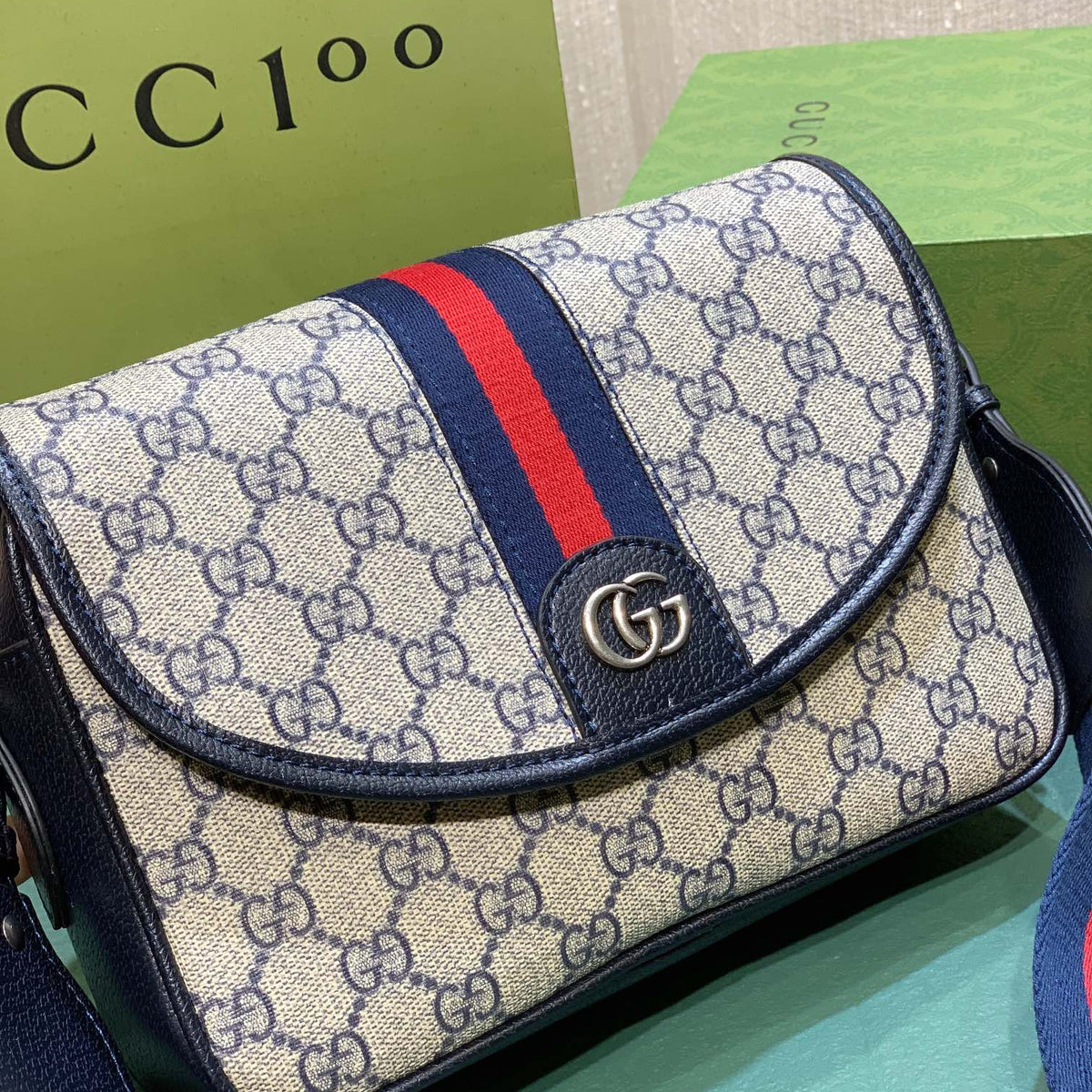 Elite Carryalls